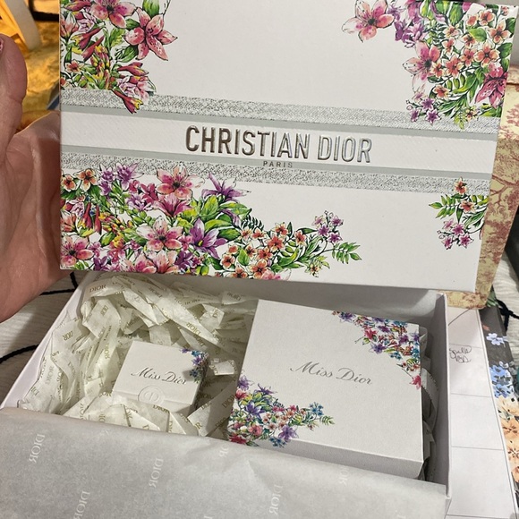 Dior MISS DIOR Limited Edition Gift set - Picture 15 of 16